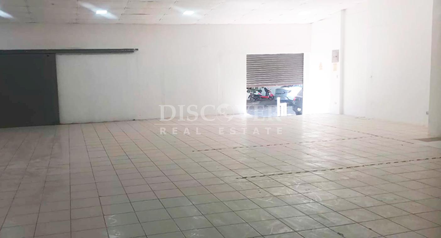Commercial space with storage area for rent in Ciudad Jardín 