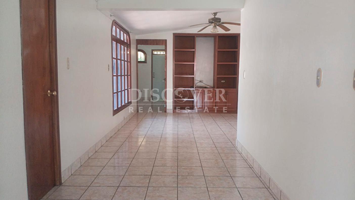 Spacious house for rent in Santo Domingo