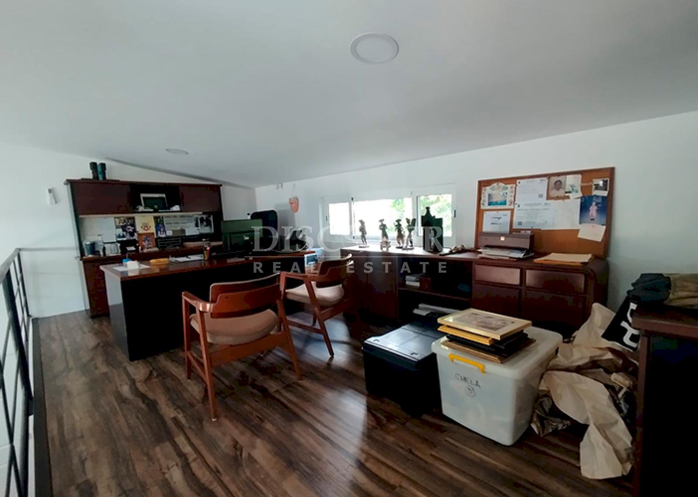 Office space for rent in San Isidro de la Cruz Verde