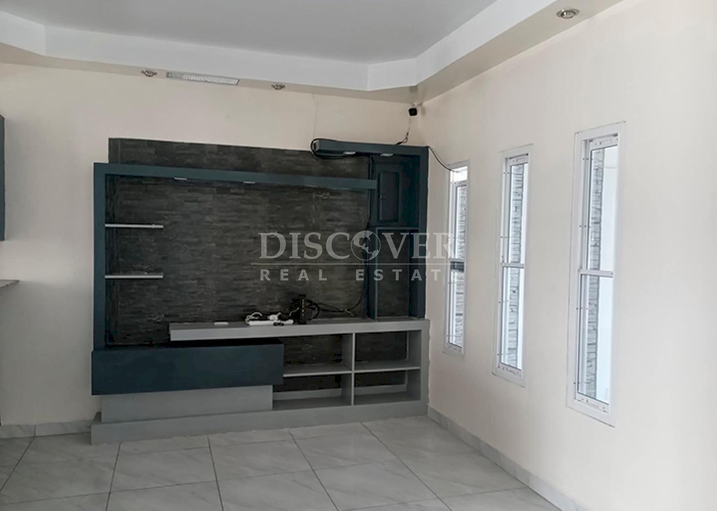 Newly remodeled house for sale in Villa Flor