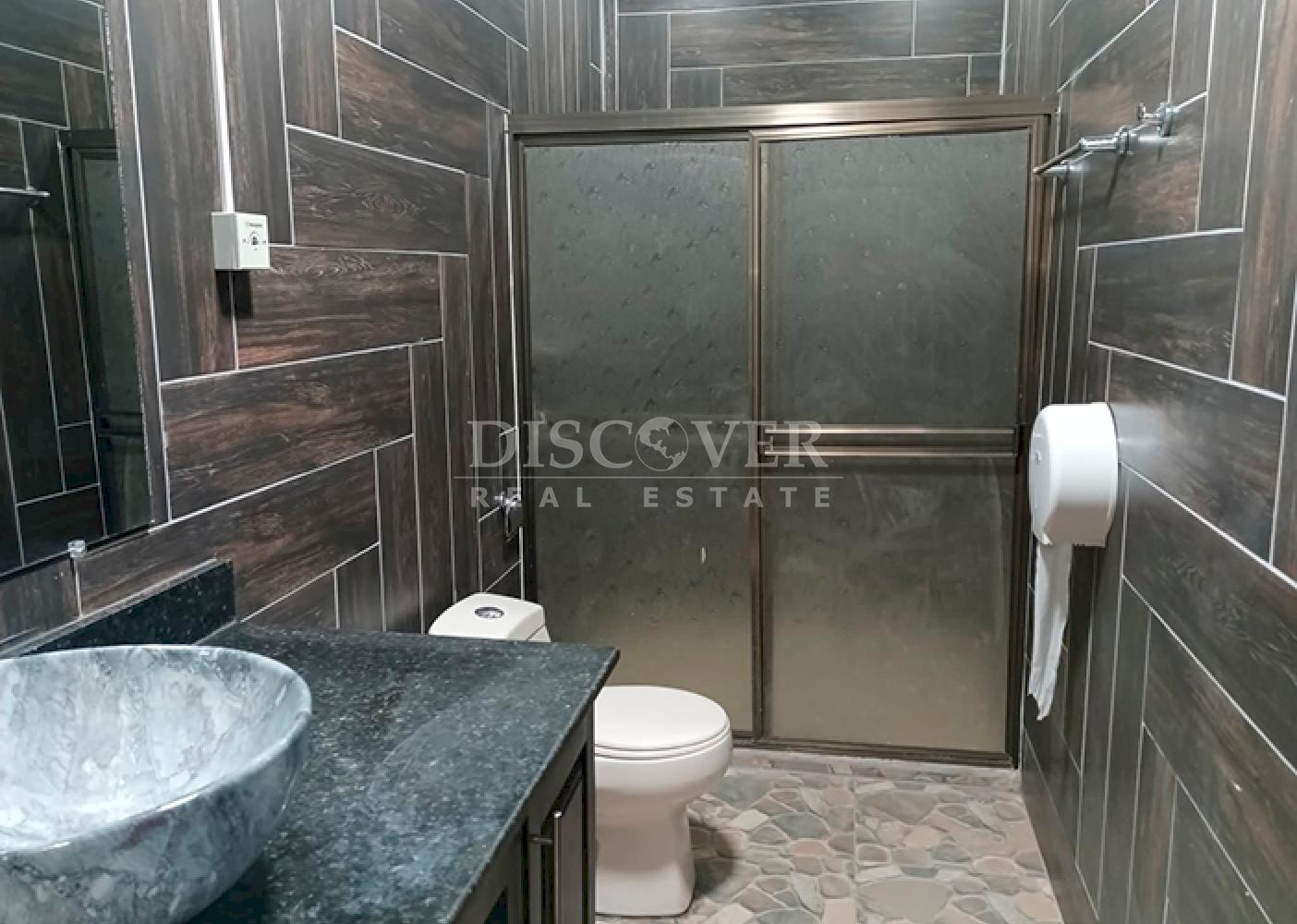 Newly remodeled house for sale in Villa Flor