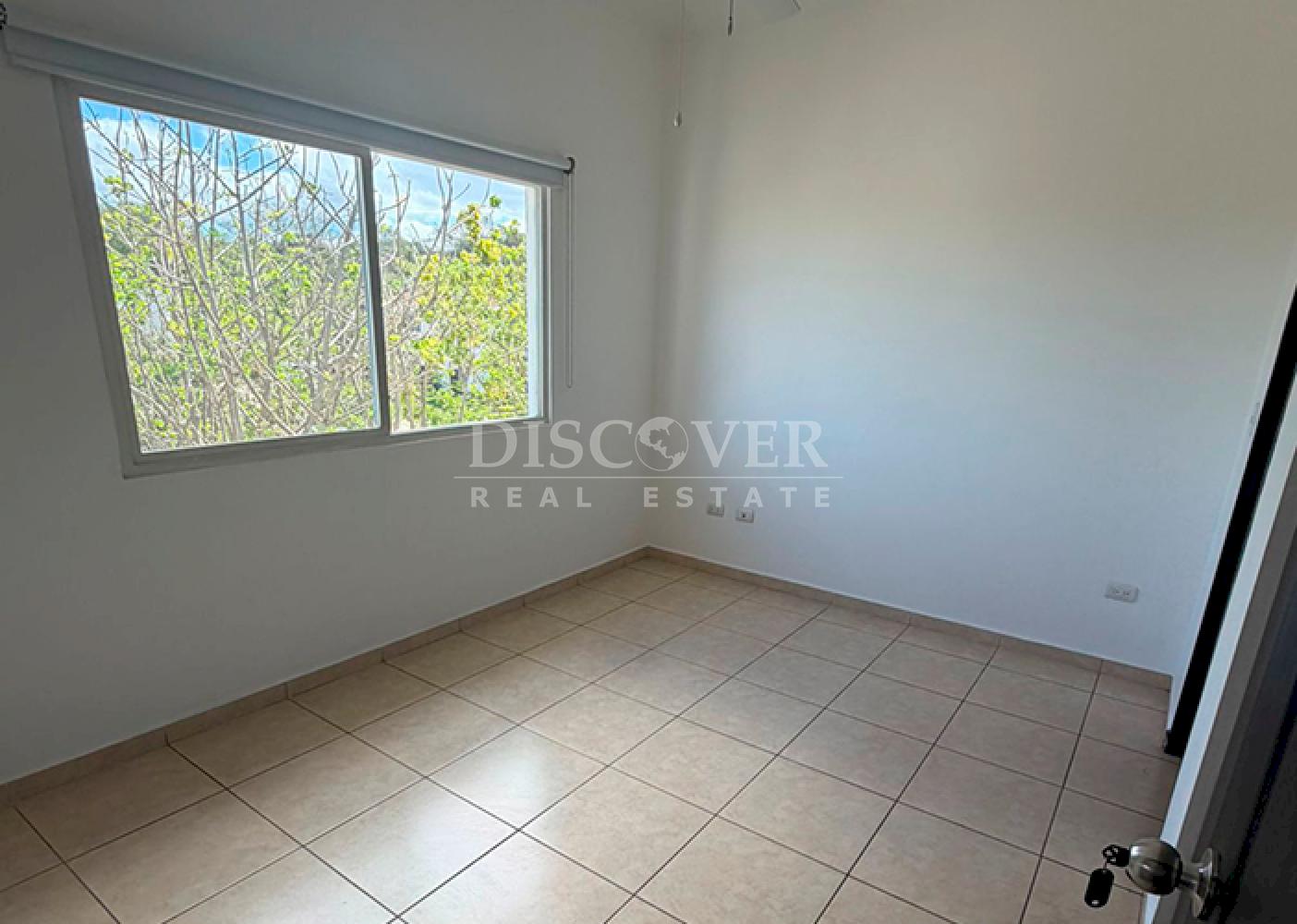  House for rent in a condominium in Las Colinas