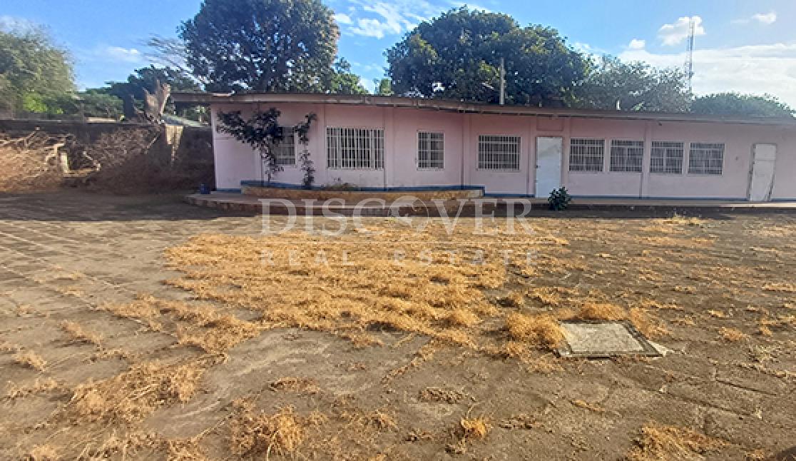 Winery for sale on Carretera Nueva in León