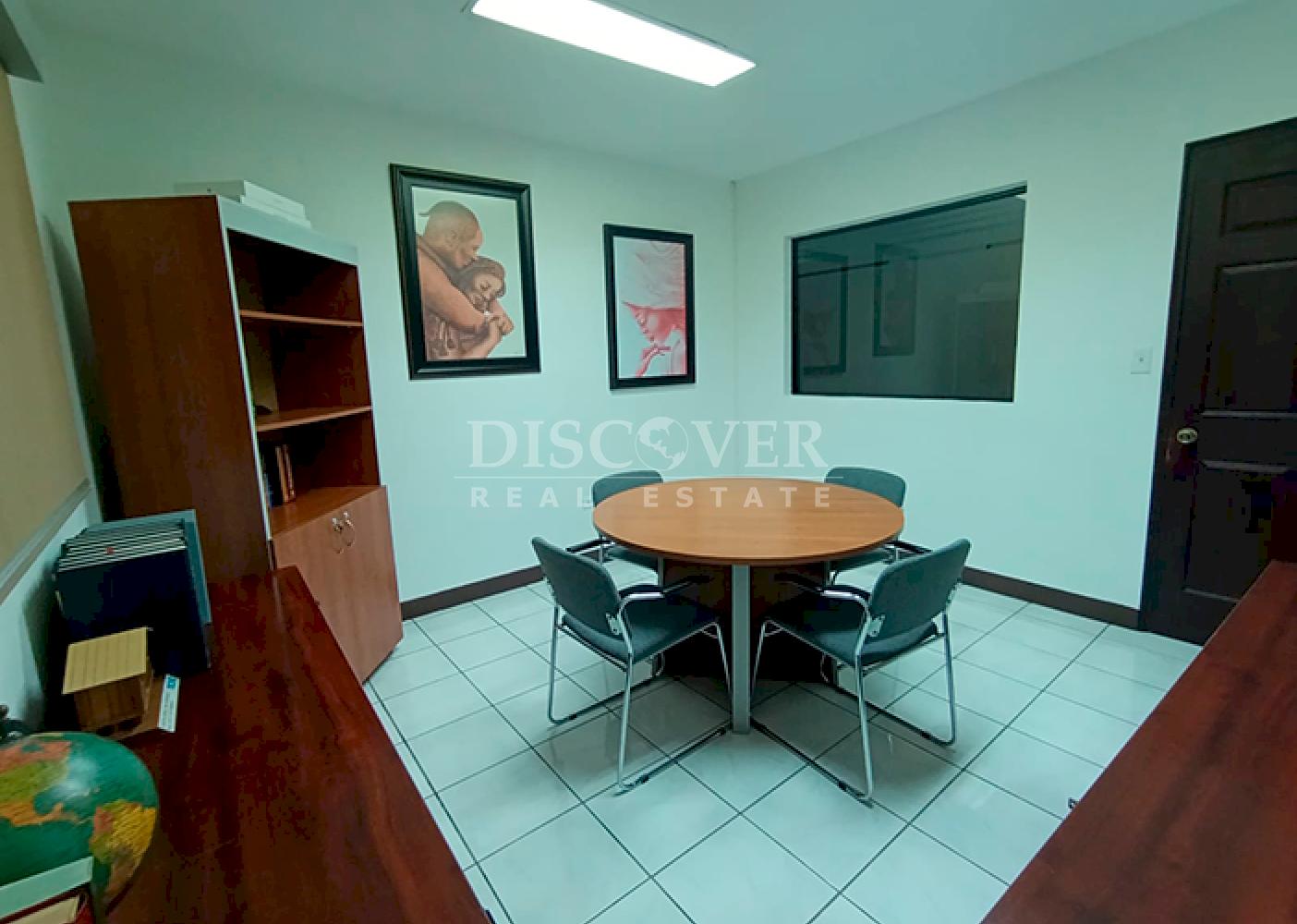 Office building for sale in Altamira