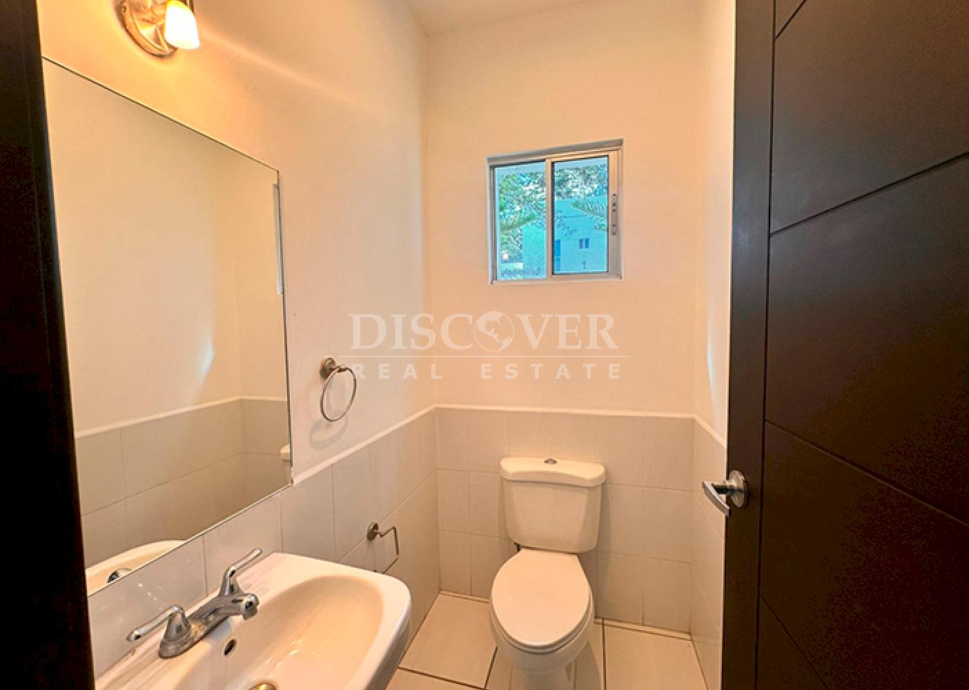  Apartment for rent in a condominium complex in Santo Domingo