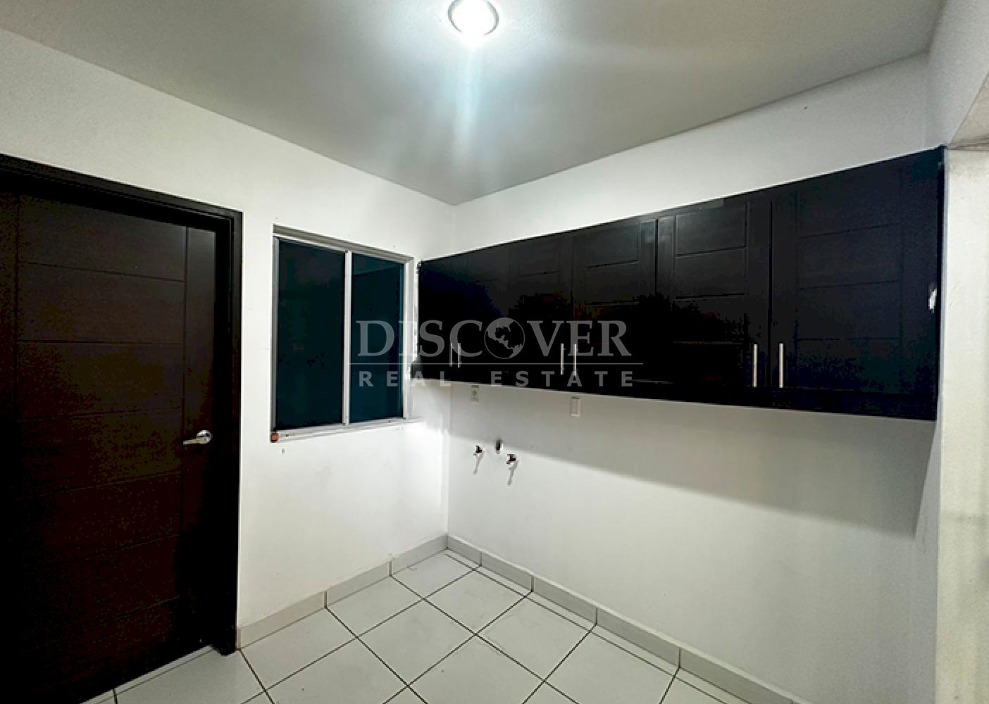  Apartment for rent in a condominium complex in Santo Domingo