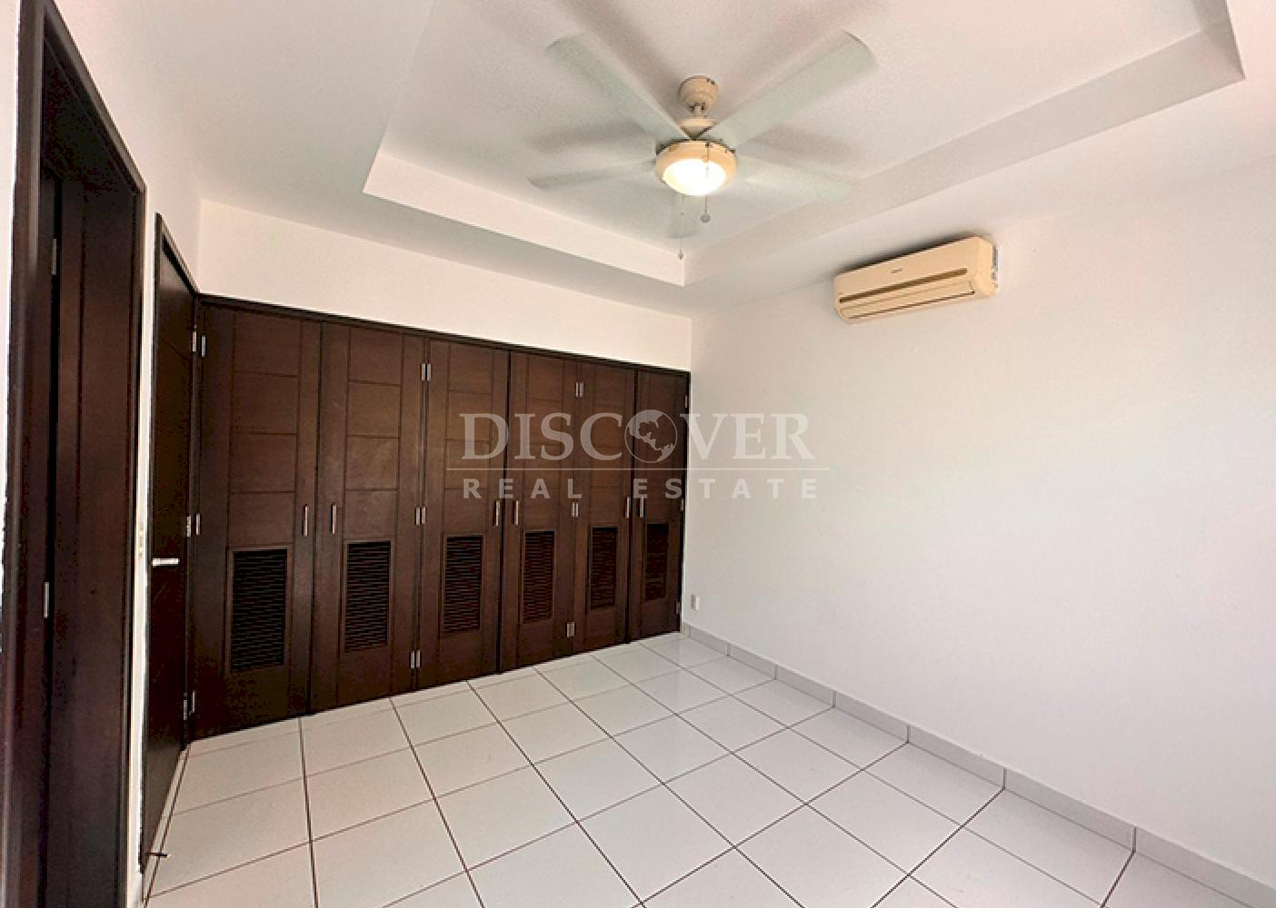  Apartment for rent in a condominium complex in Santo Domingo
