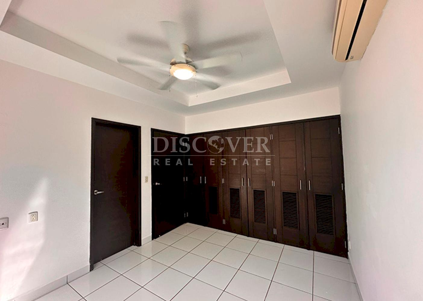  Apartment for rent in a condominium complex in Santo Domingo