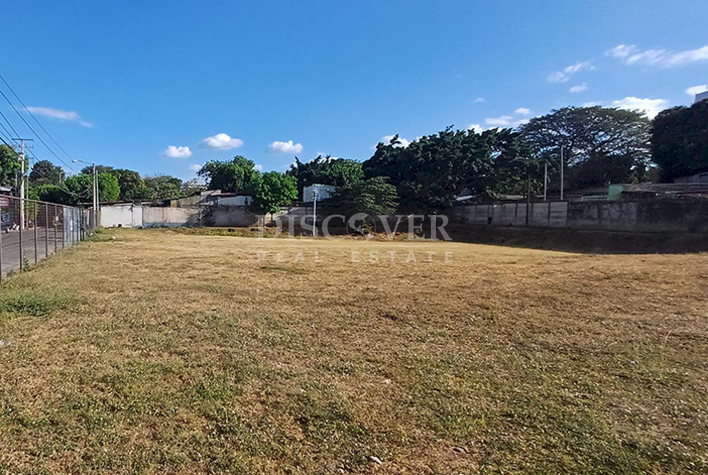Land for sale in a prime location - Colonia Centroamérica