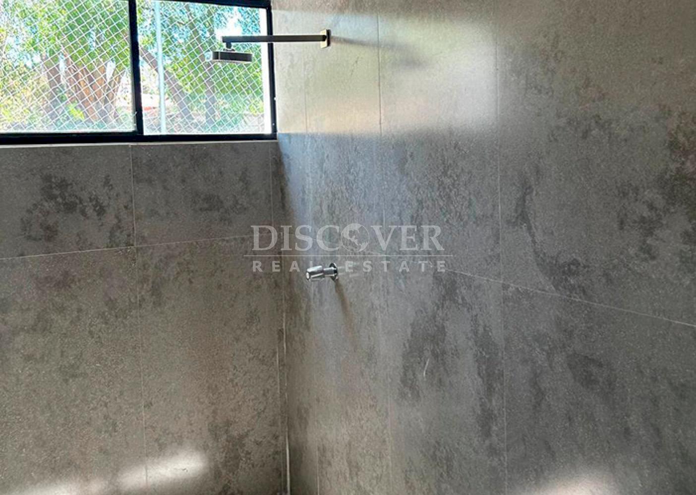  Cozy house for sale on Carretera Sur