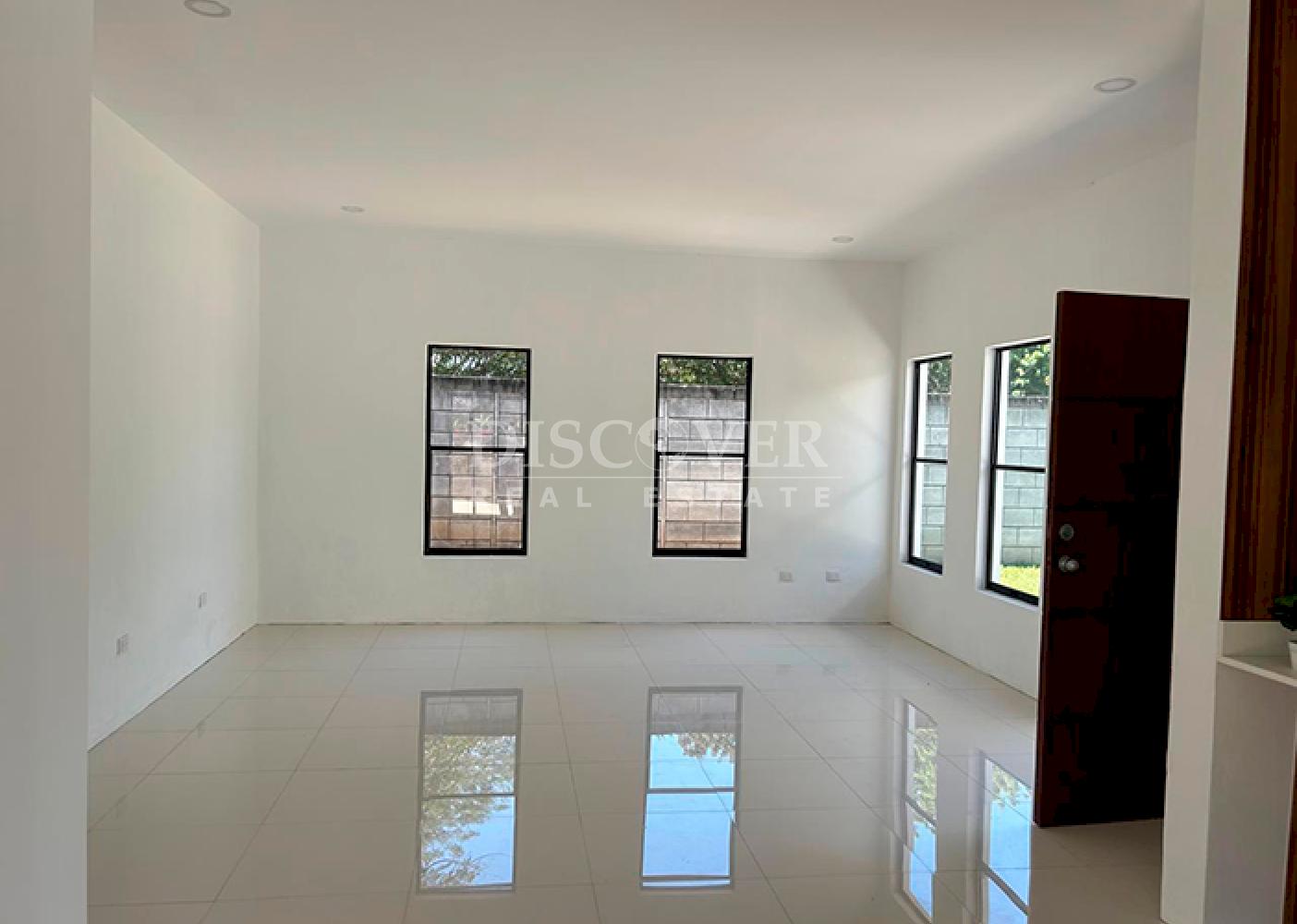  Cozy house for sale on Carretera Sur