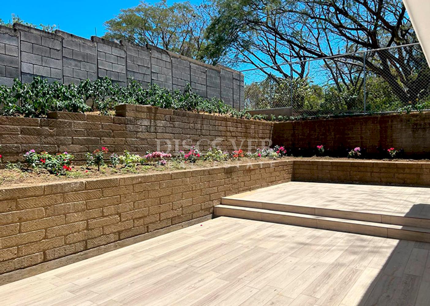  Cozy house for sale on Carretera Sur