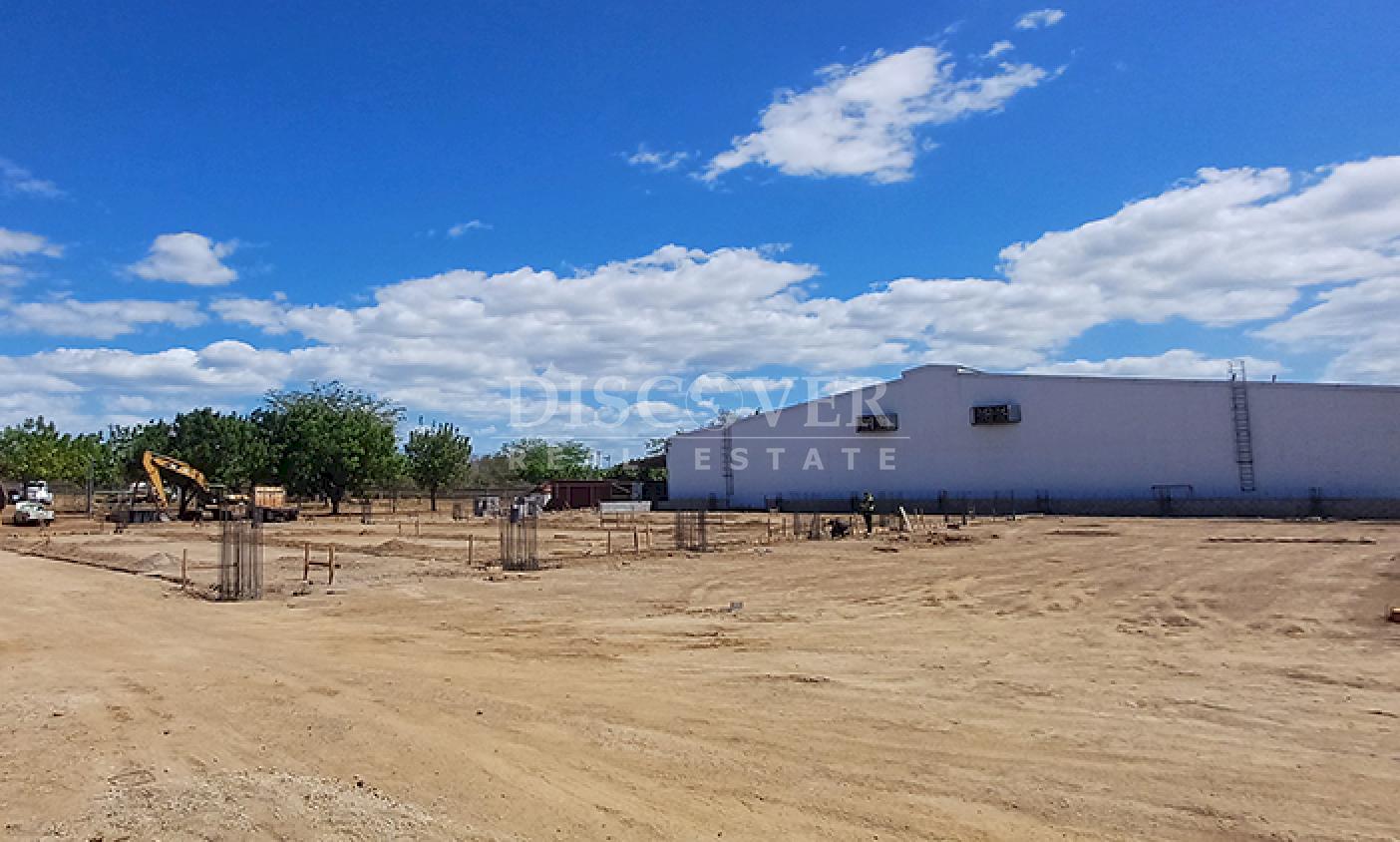 New Warehouse for Rent on the New Highway to León 