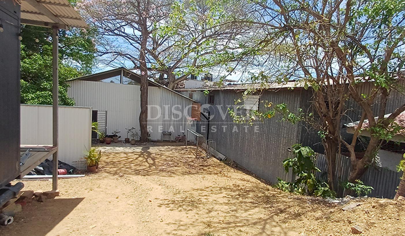 House with large lot for sale in San Juan del Sur 