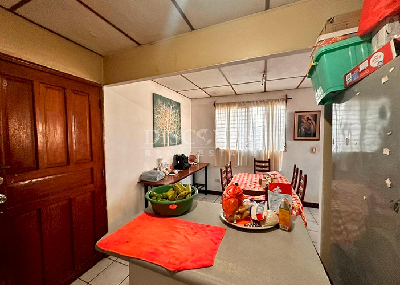  House for sale in Lomas del Sur 