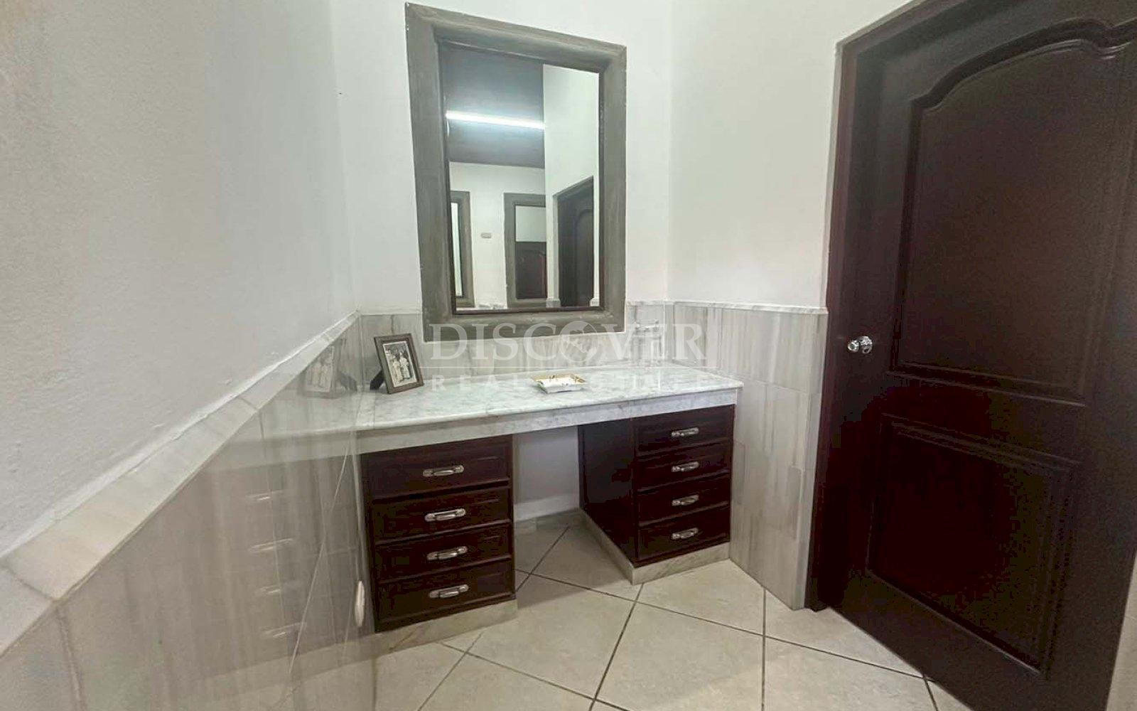 https://images.discovernica.com/propiedad/1600/14_ID13714.jpg