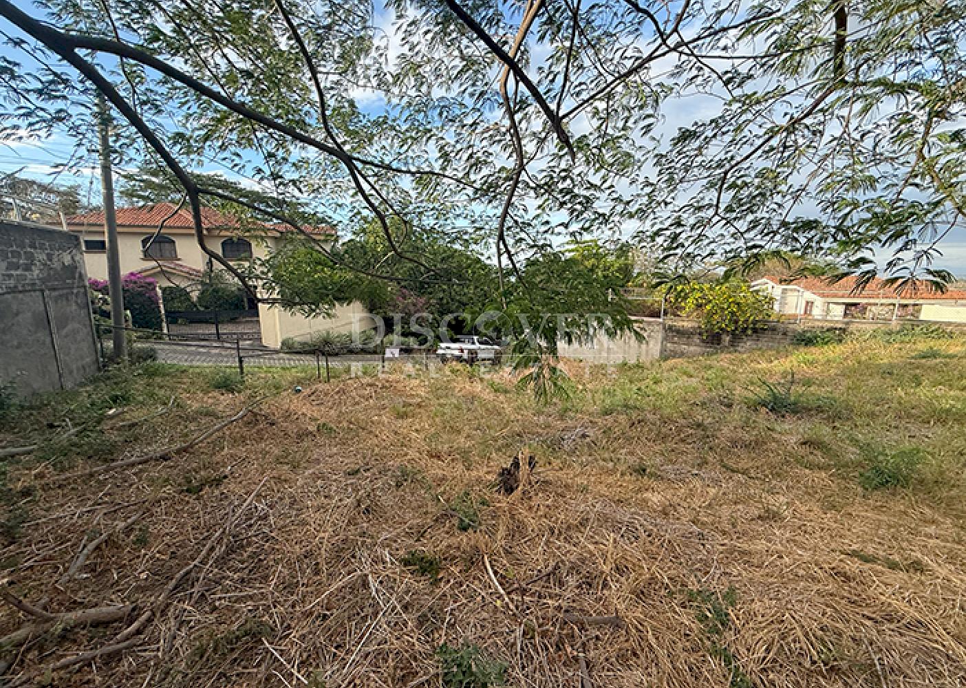 Lot for sale in Villa Fontana