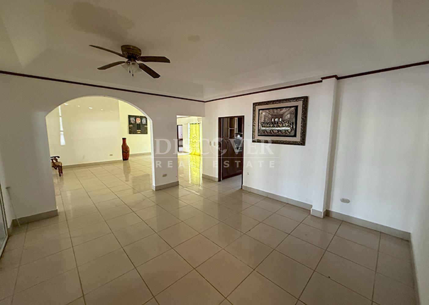 Spacious house for sale on Jean Paul Genie Avenue