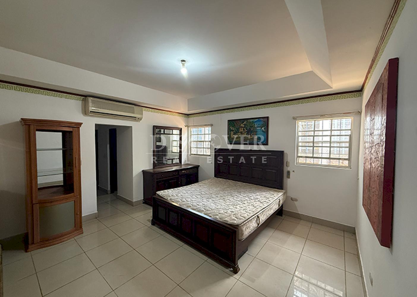 Spacious house for sale on Jean Paul Genie Avenue