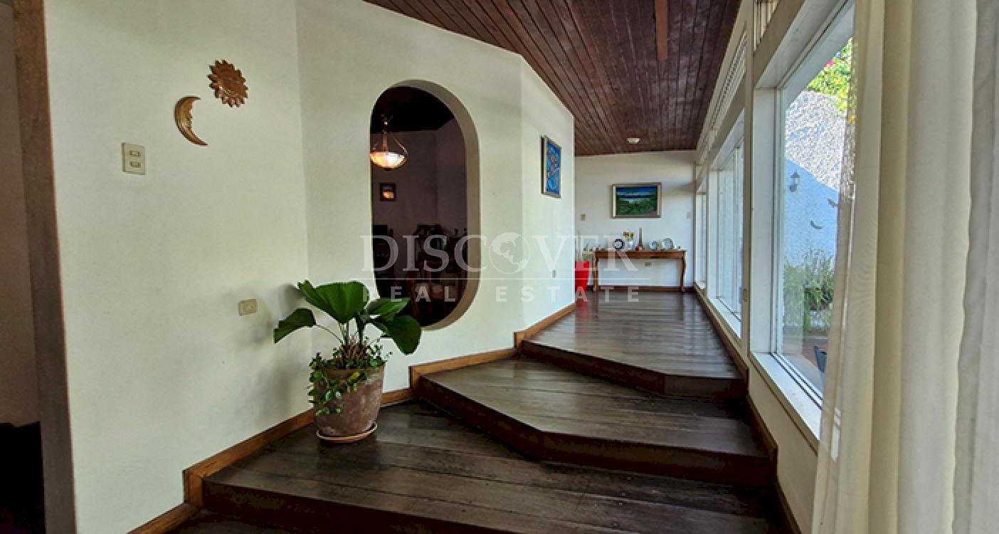 House for sale with a panoramic view of Masaya Lagoon - Nindirí