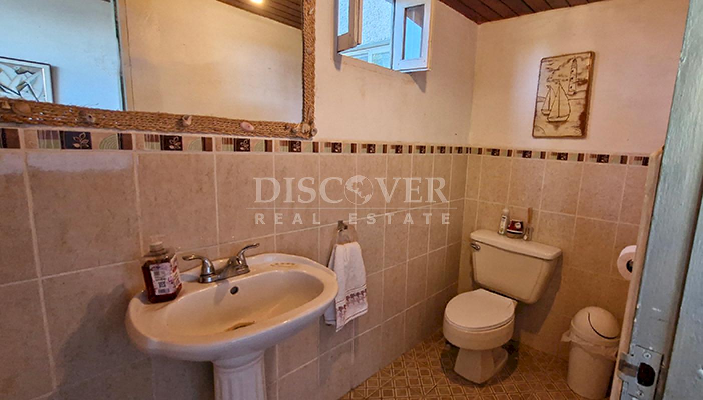 House for sale with a panoramic view of Masaya Lagoon - Nindirí