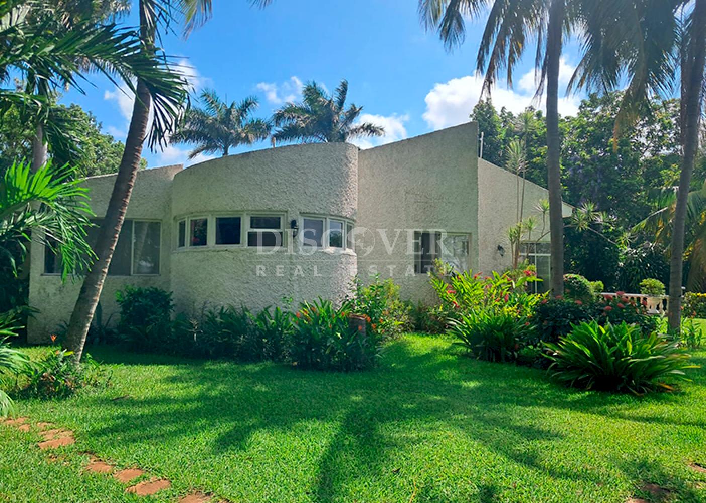House for sale with a panoramic view of Masaya Lagoon - Nindirí