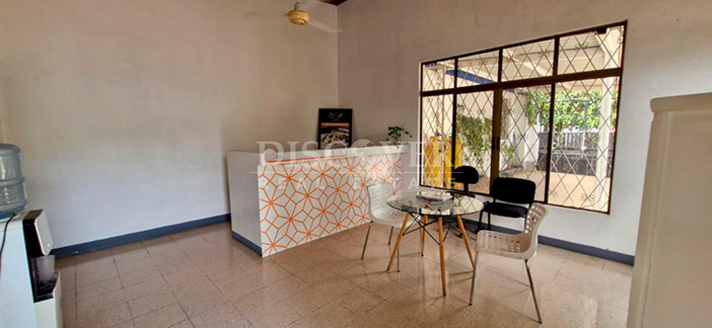 House for rent, ideal for a business or restaurant, in Villa Fontana