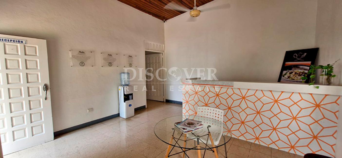 House for rent, ideal for a business or restaurant, in Villa Fontana