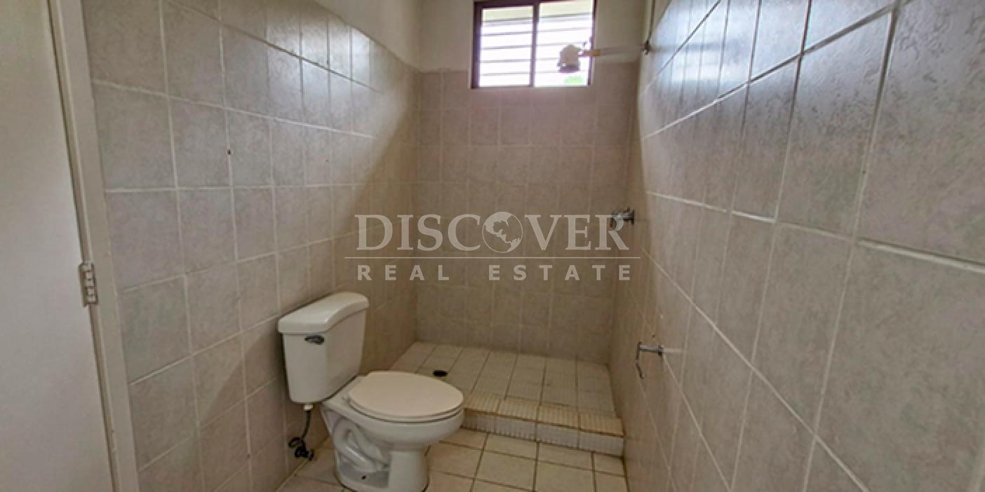 House for rent, ideal for a business or restaurant, in Villa Fontana