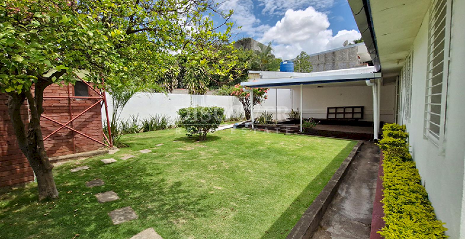  House for rent in Villa Fontana, ideal for a business or as a residence