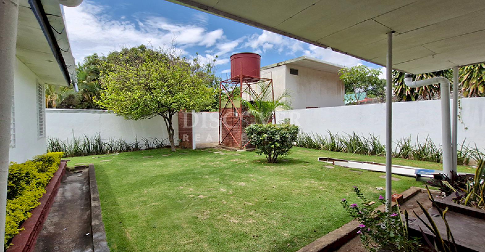  House for rent in Villa Fontana, ideal for a business or as a residence