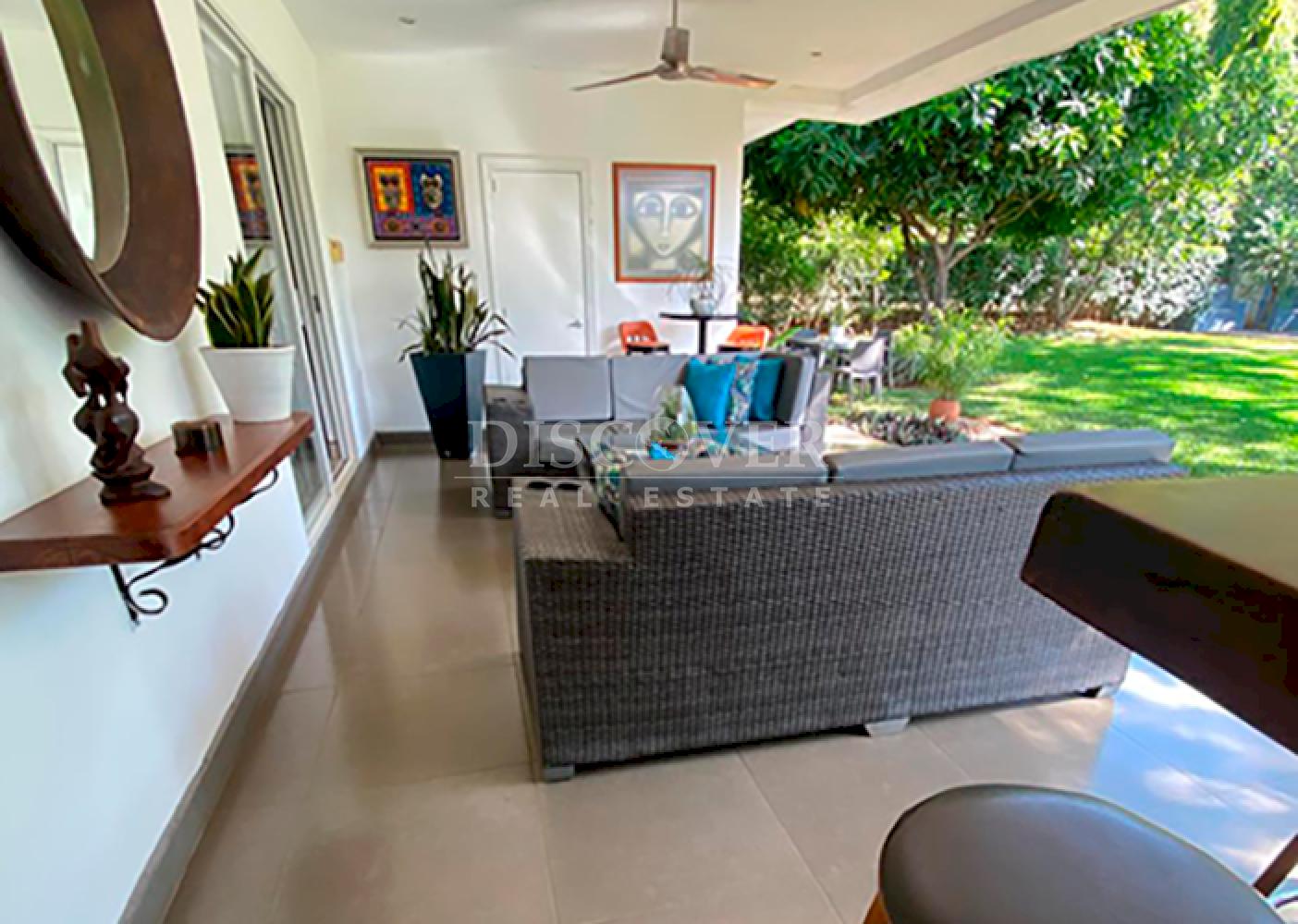  House with a pool for rent on Carretera Sur