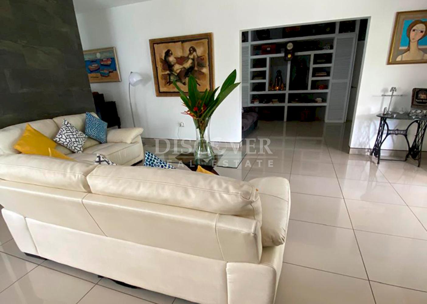  House with a pool for rent on Carretera Sur