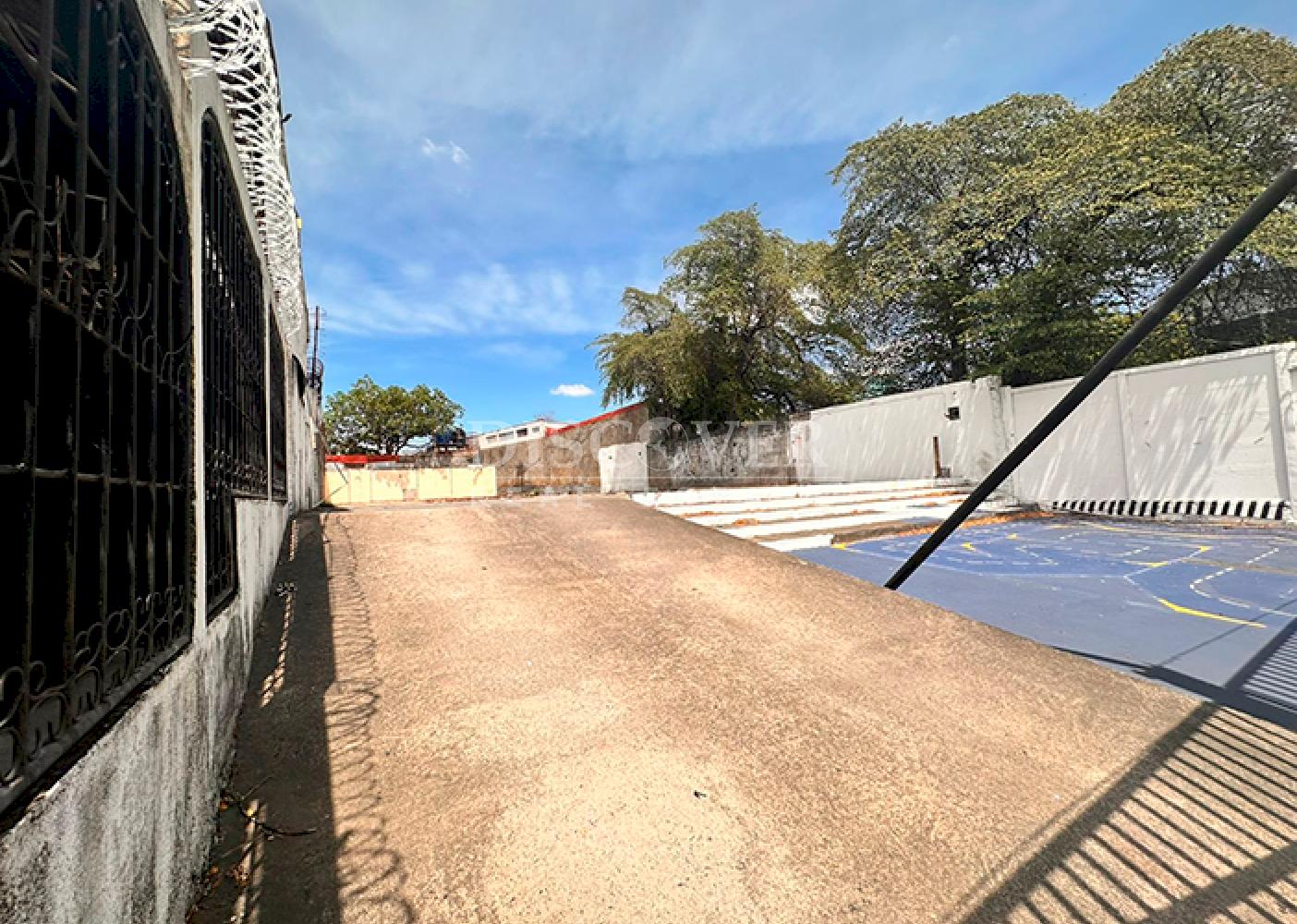  Commercial property for sale in Los Robles
