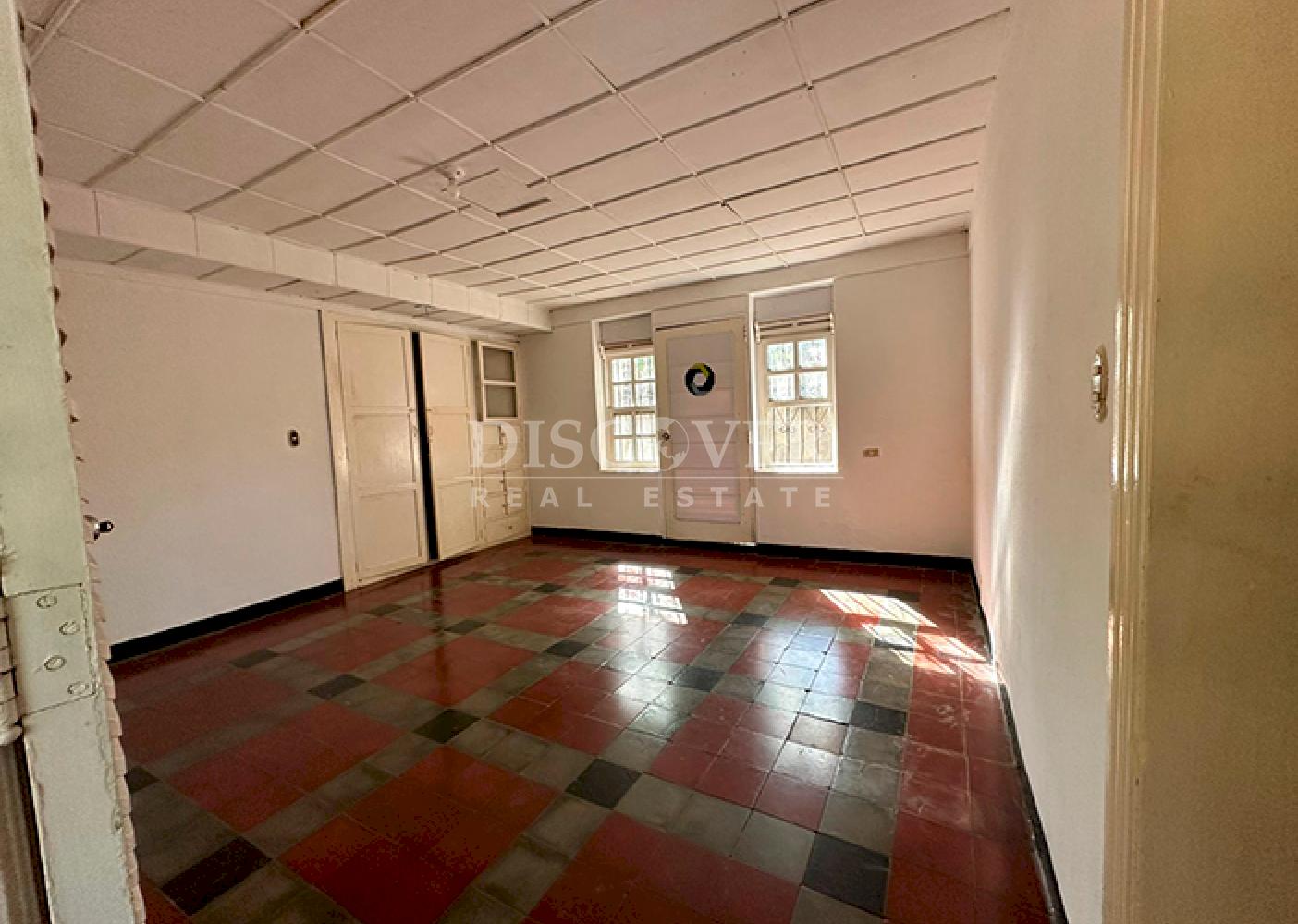 Spacious house for rent on Carretera Sur