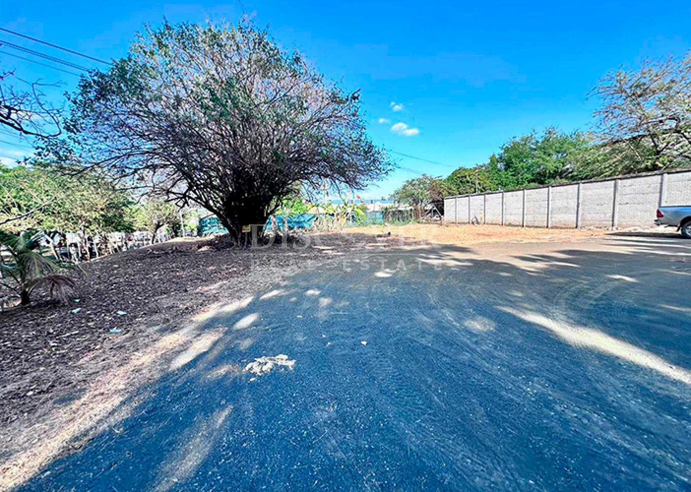  Office building for sale on Pista Suburbana
