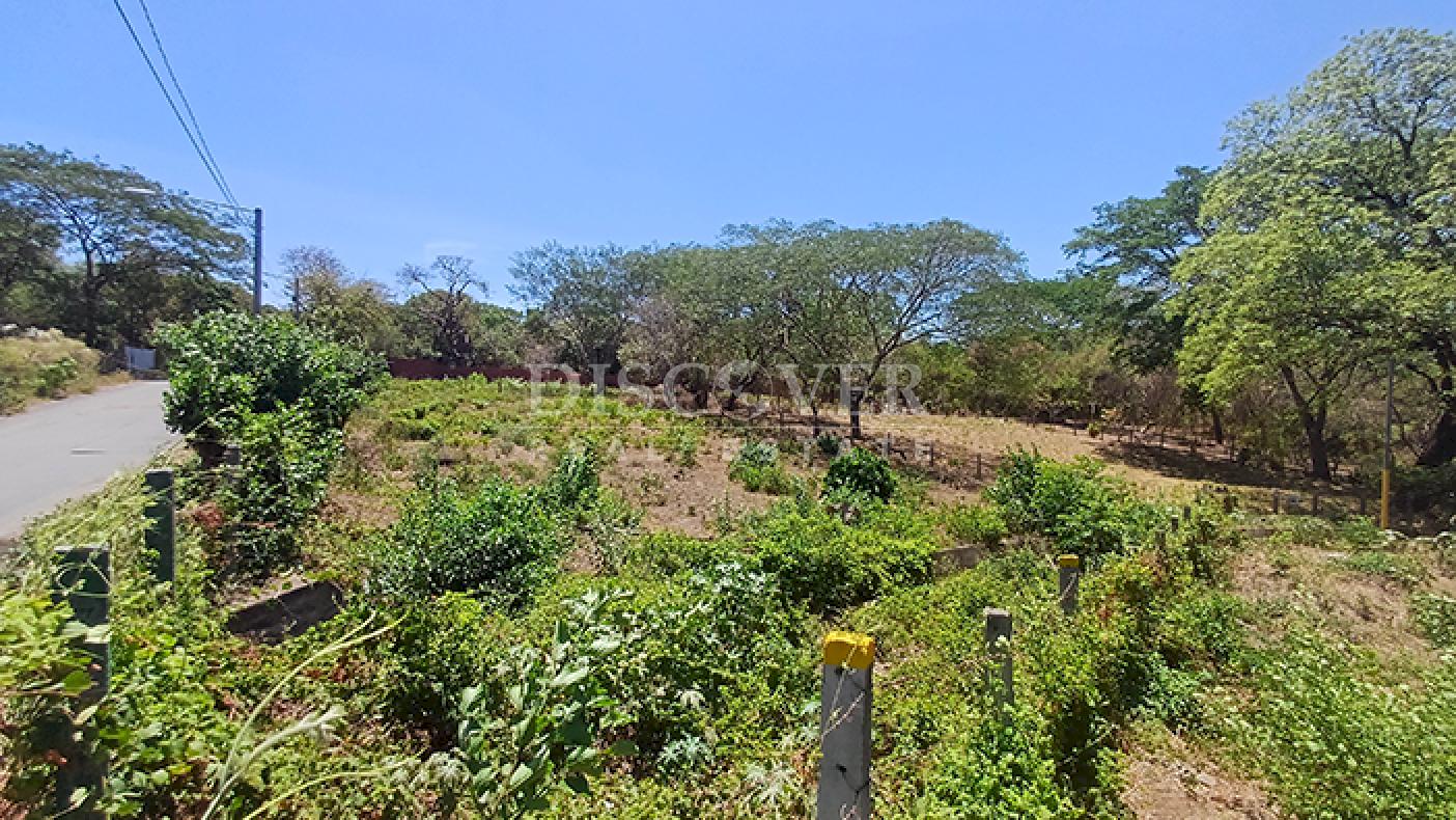 Land for sale on the Carretera Vieja a León