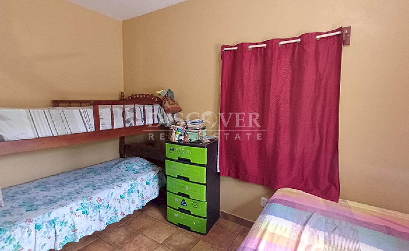House with a pool and business for sale in Masaya