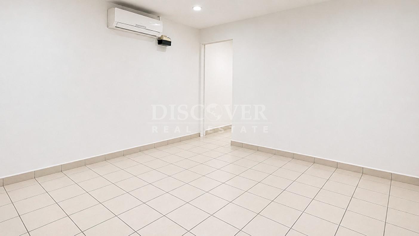 Office space for rent on Camino de Oriente 