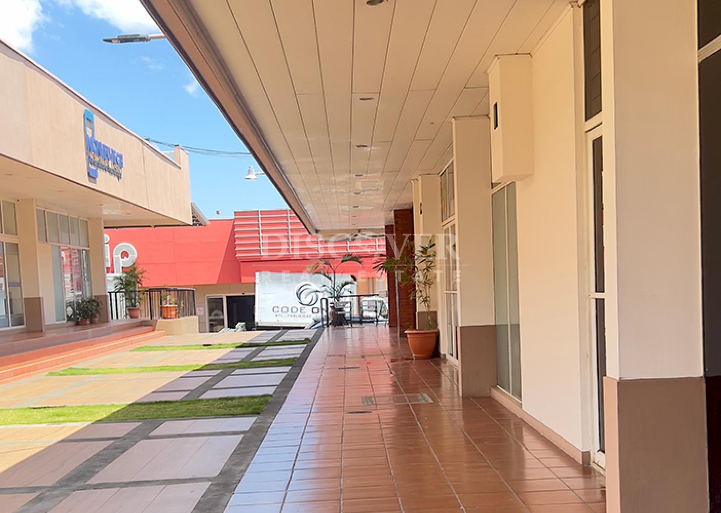 Office space for rent on Camino de Oriente 