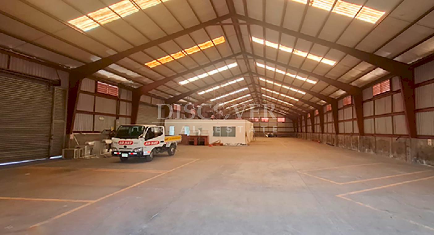  Warehouse for rent on Carretera Nueva in León