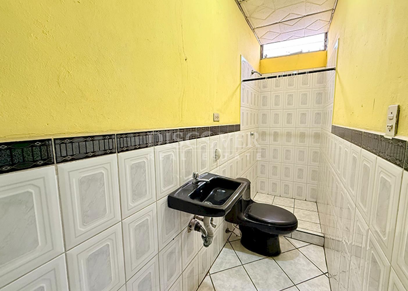  House for Sale or Rent in Linda Vista