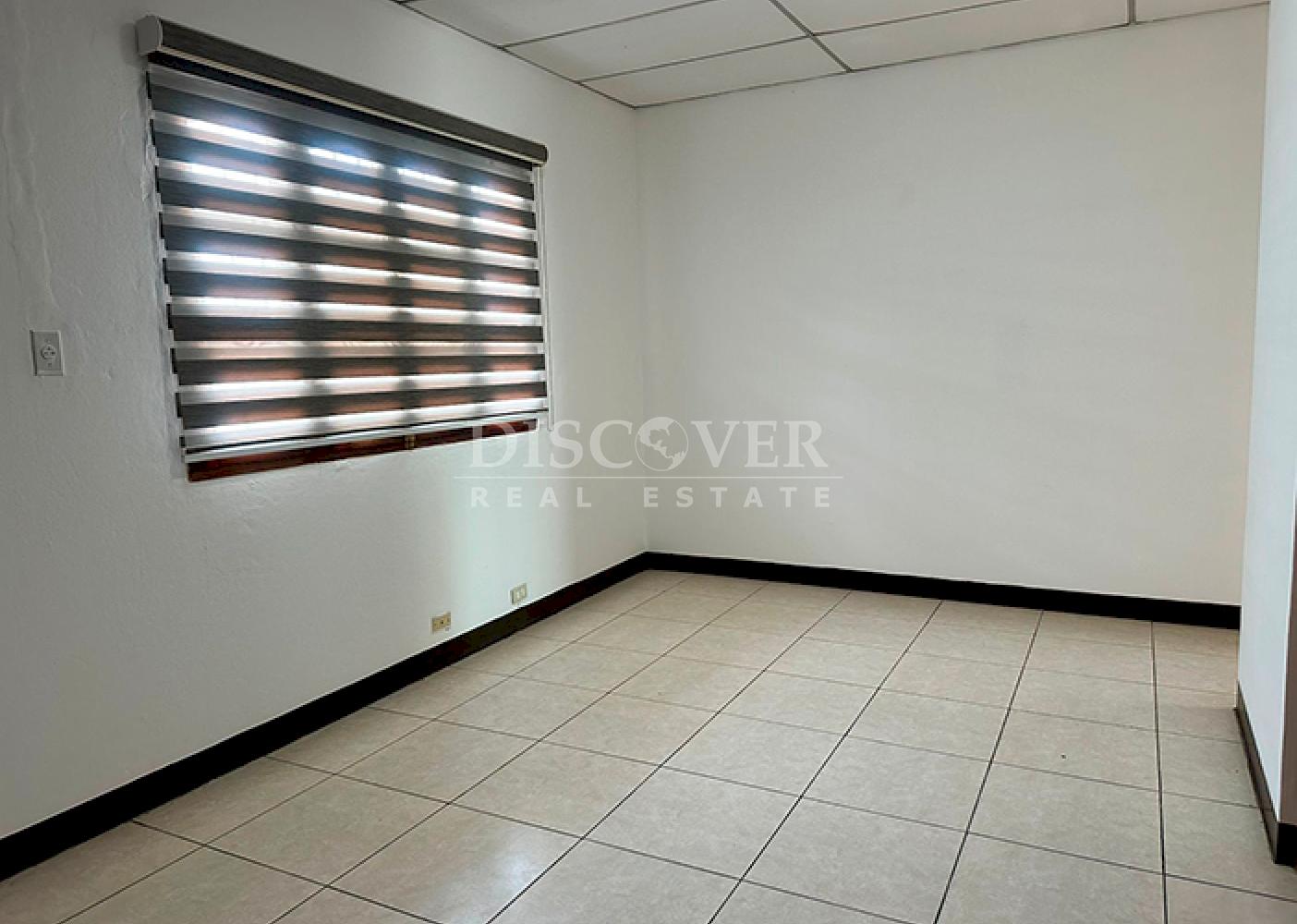 House for sale with spectacular views of the valley on Carretera Sur
