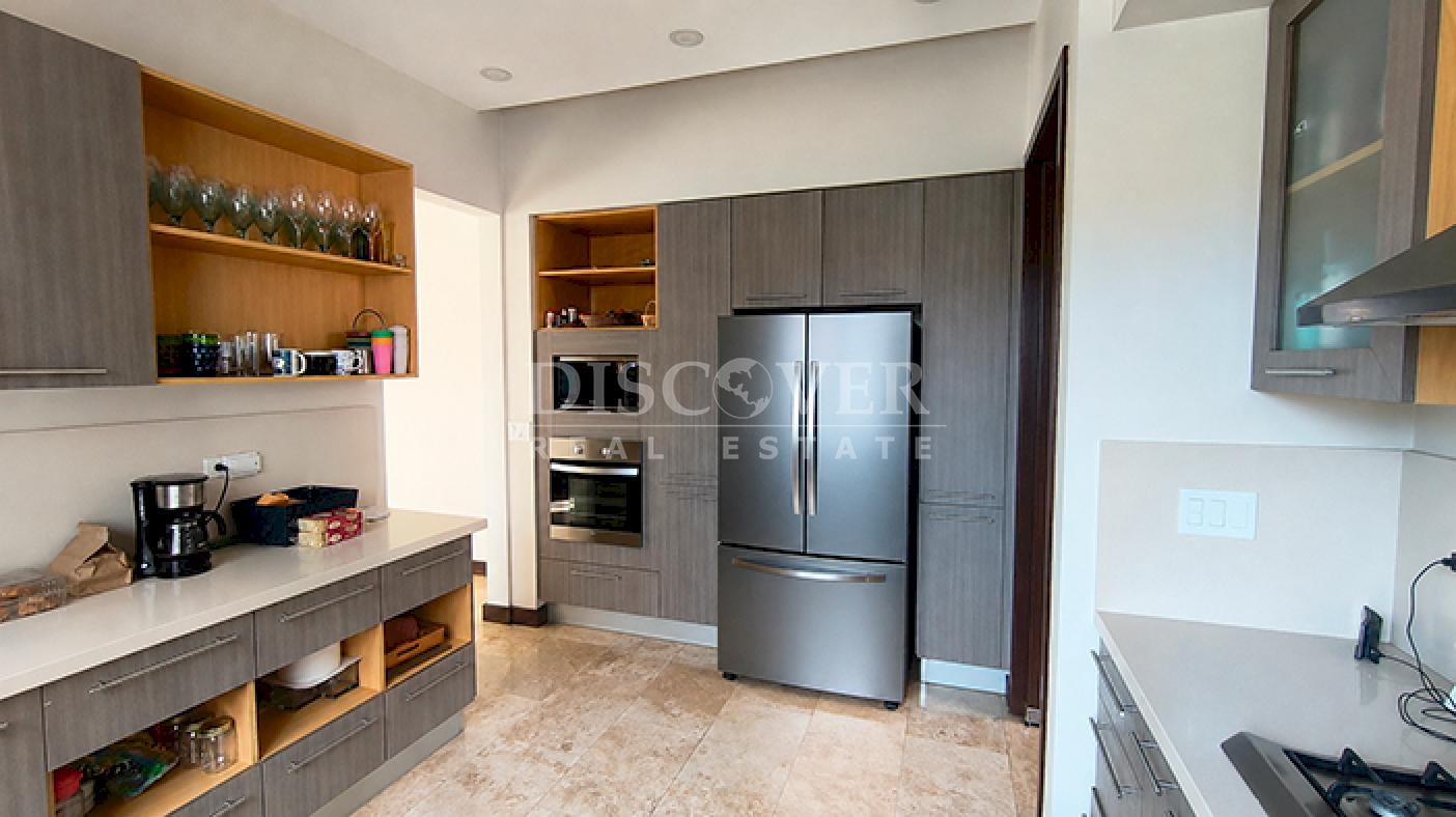 Spacious House for Rent in Santo Domingo