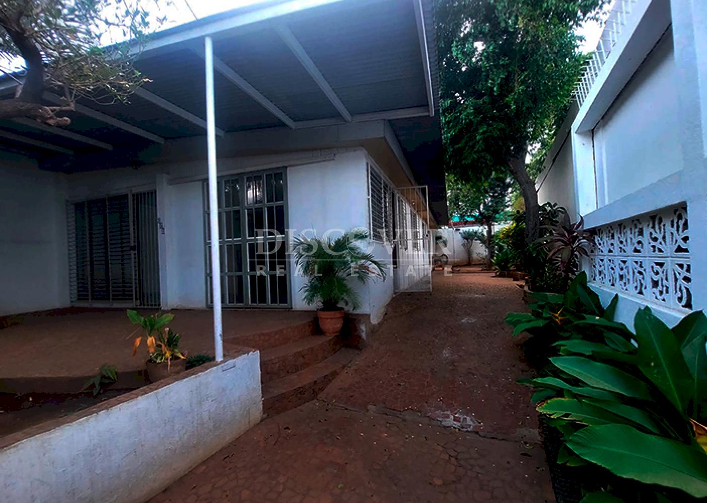  One-story house for rent in Altamira