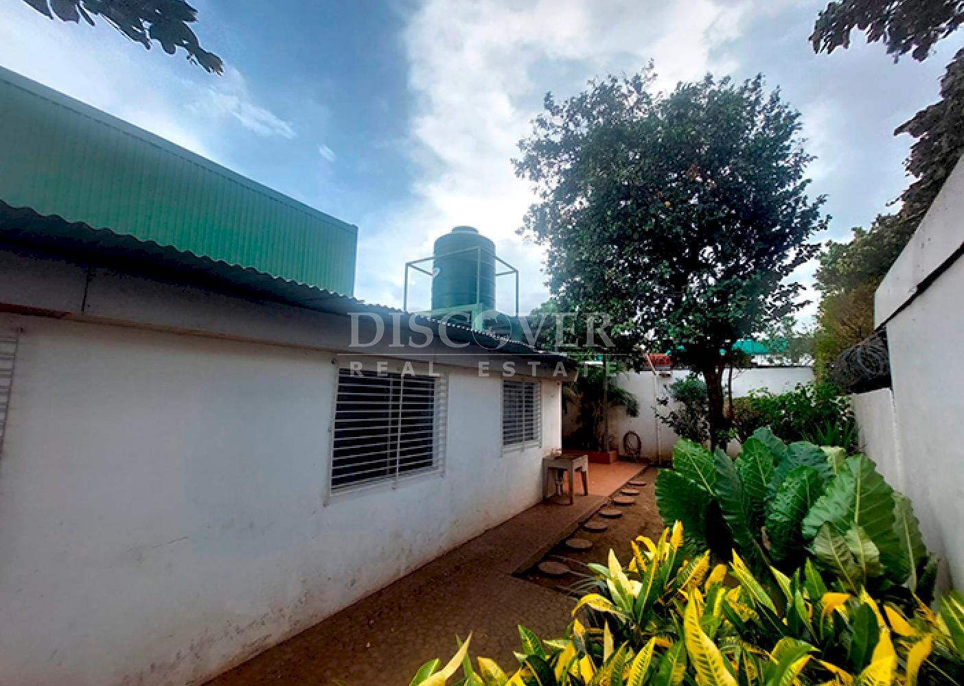  One-story house for rent in Altamira