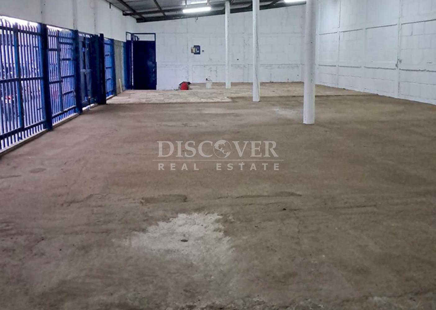 Warehouse for rent in the Villa Reconciliación area