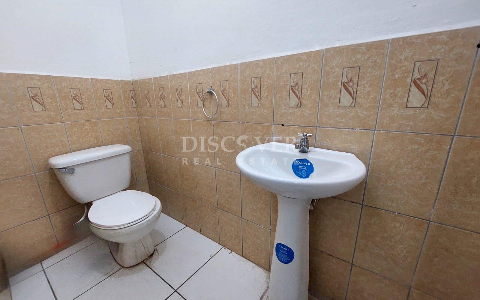  Commercial or office space for rent on Carretera a Masaya 
