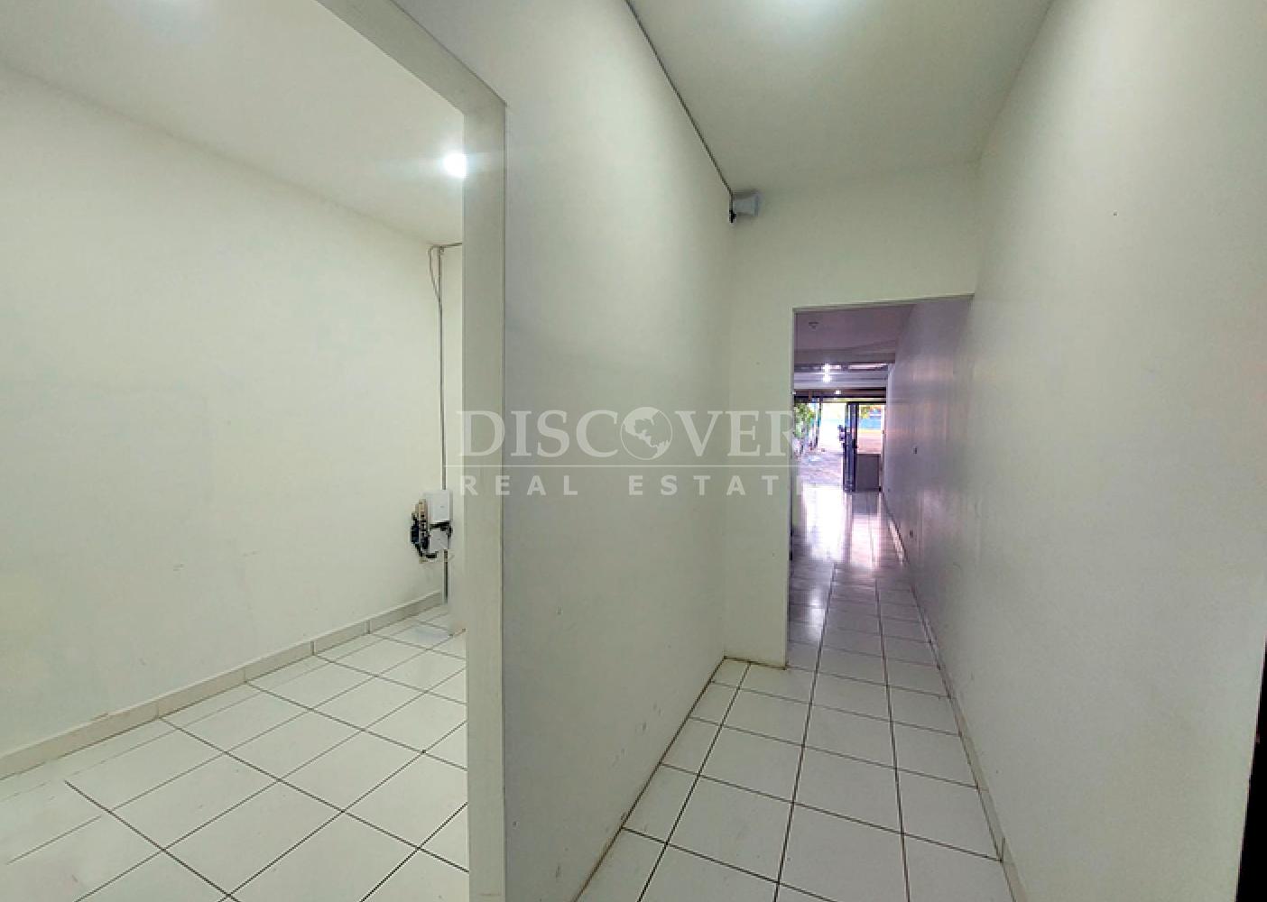  Commercial or office space for rent on Carretera a Masaya 