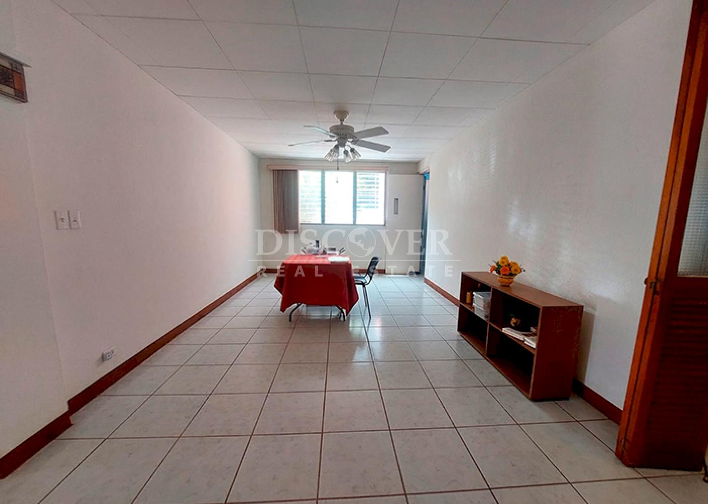  House with a pool for sale on Carretera Sur